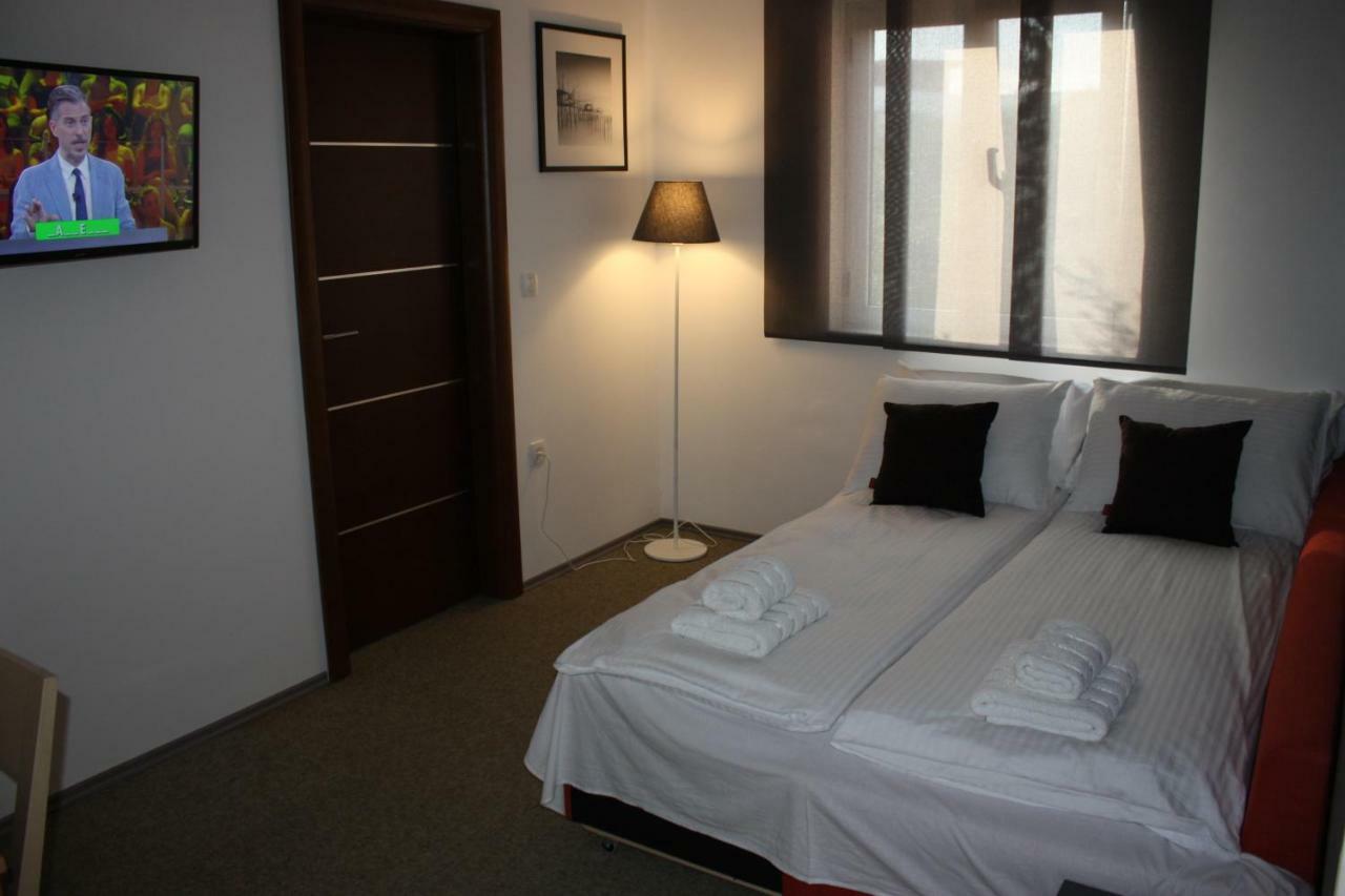 Aura Apartment